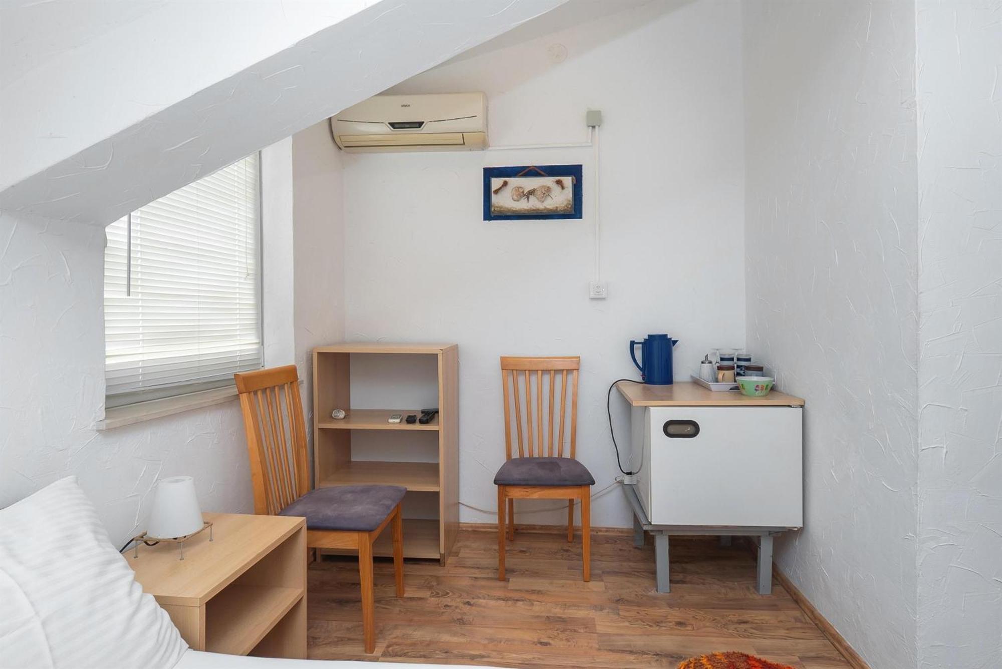Apartments And Rooms Mladen 沃迪切 外观 照片